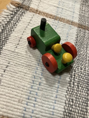 Vintage miniatur holz traktor - miniatur,