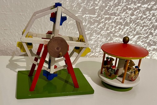 Riesenrad und karussell aus - karussell,