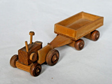 Erzgebirge Spielzeug: Traktor