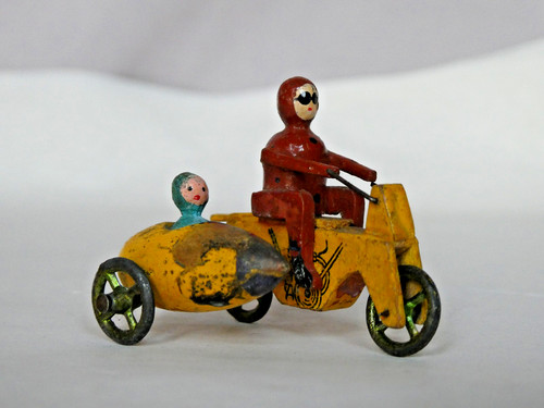 Gelbes motorrad mit beiwagen - gelbes,